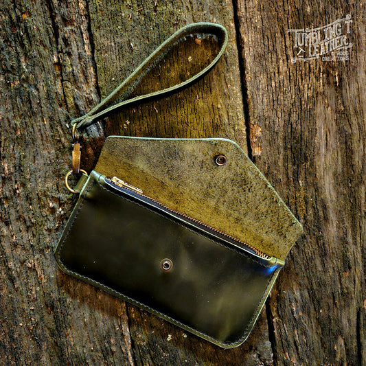 Shelby Clutch - Oxford Green