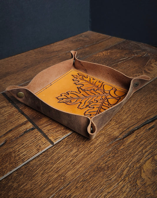 Valet Tray - Oak Leaves
