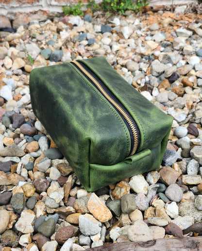 Leather Dopp Kit - Green