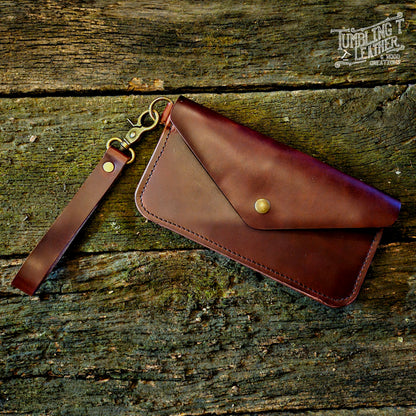 Shelby Clutch - Bordeaux