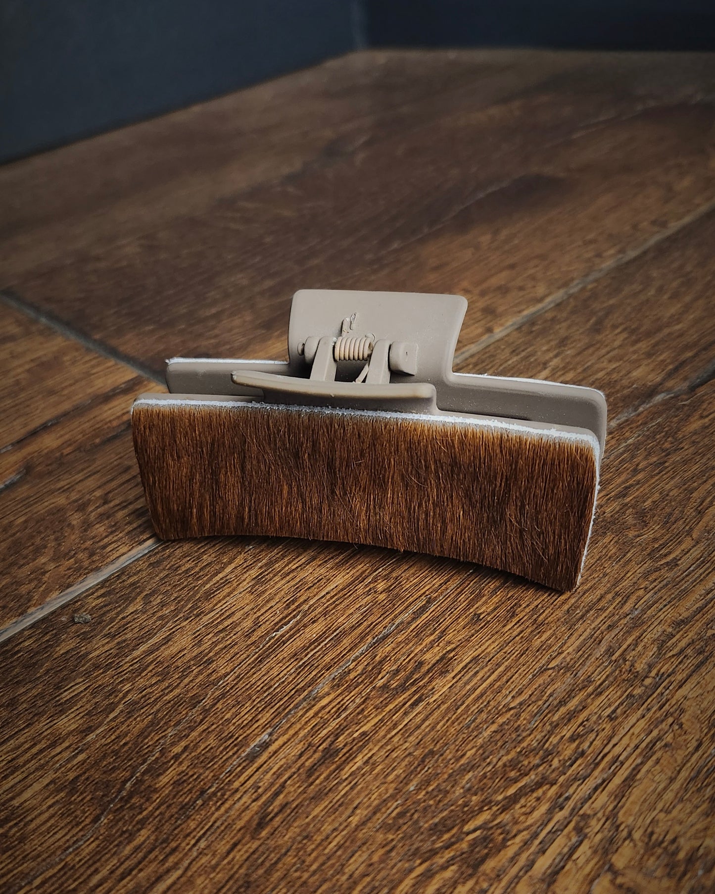 Cowhide Claw Clip - Brown Large