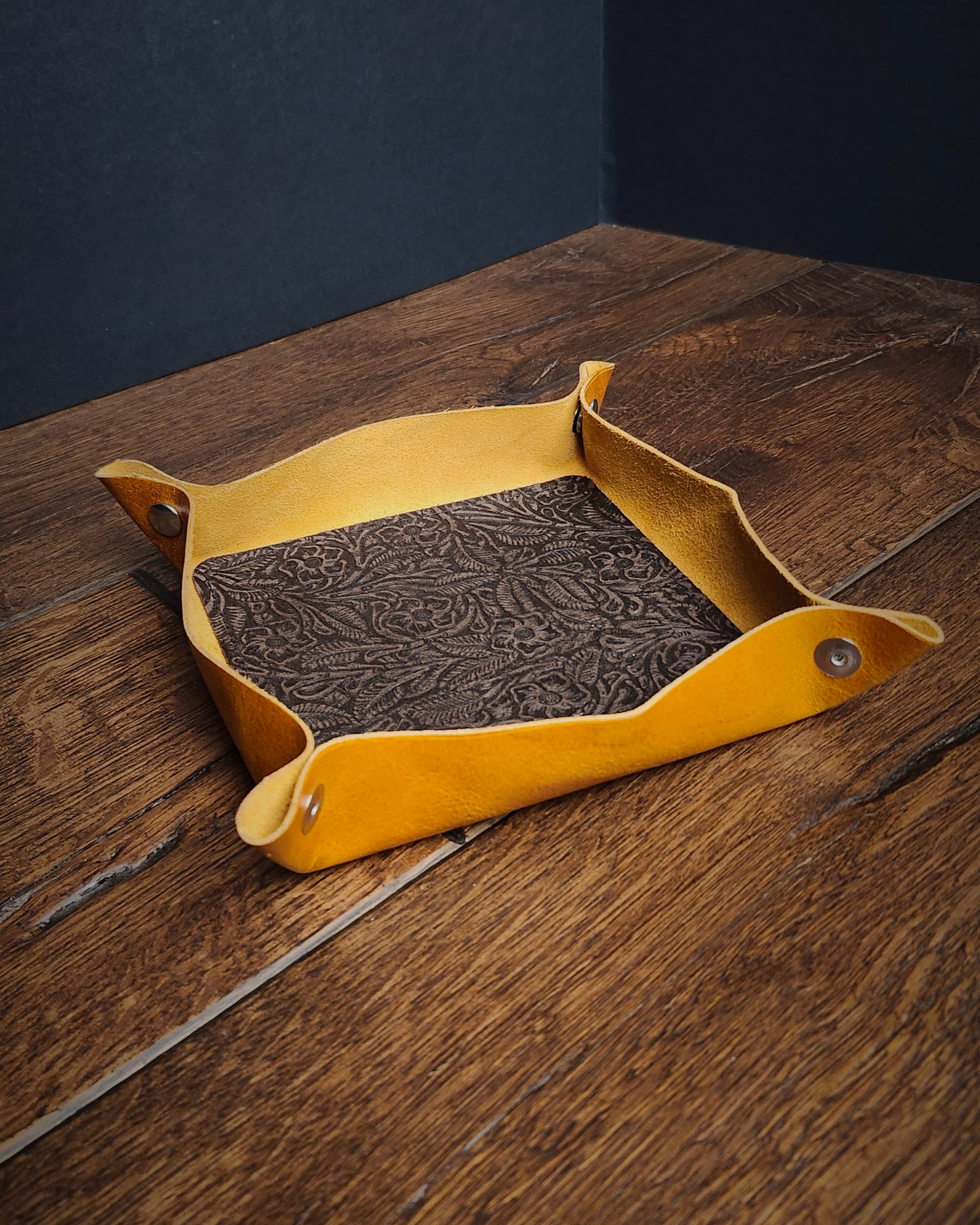 Valet Trays - Assorted Colors