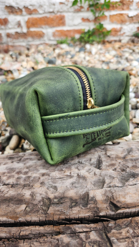 Leather Dopp Kit - Green